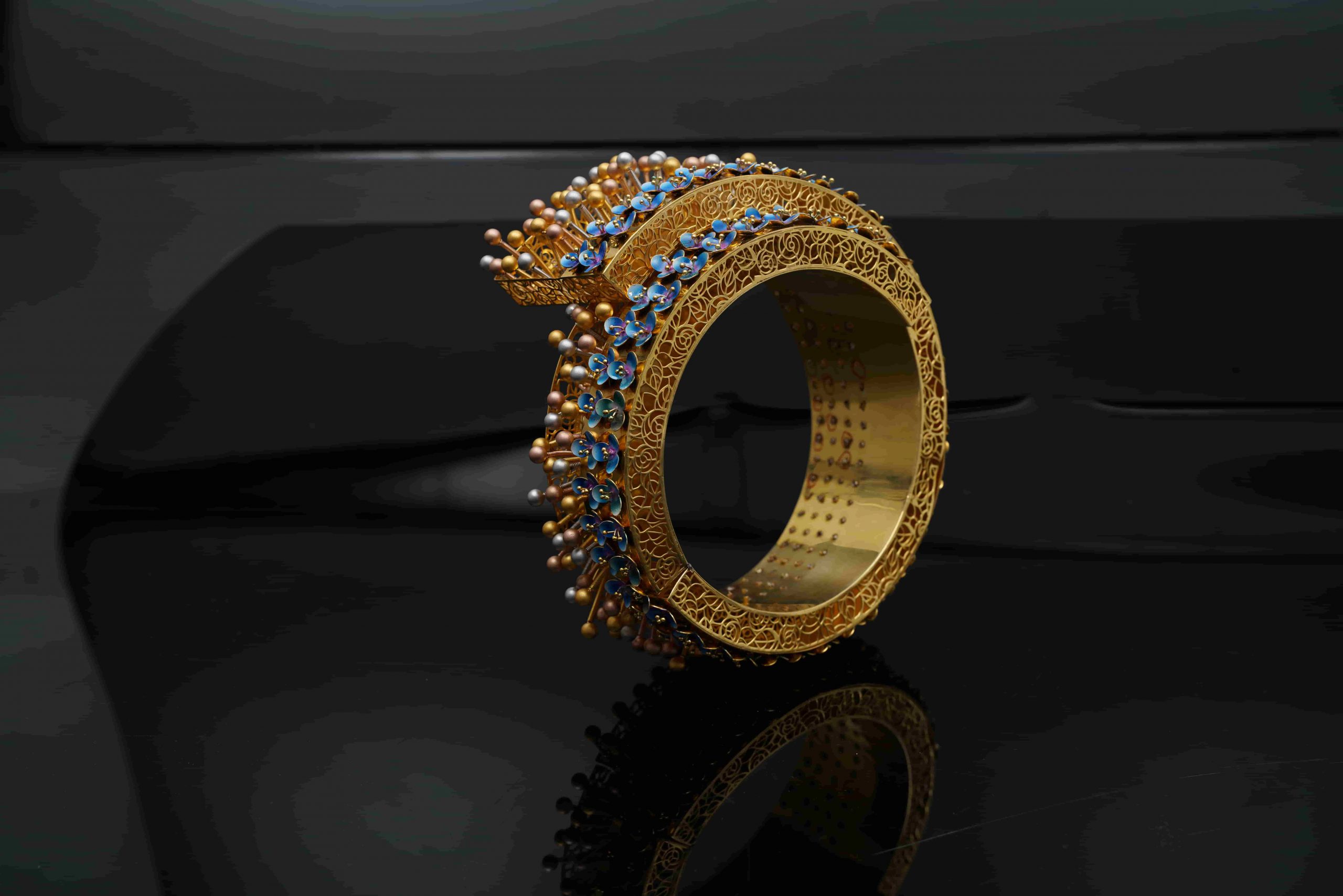 ESTABLISHMENT OF EMERALD JEWELLERS HANDMADE JEWELLERY