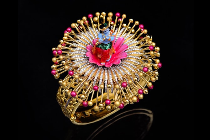 ESTABLISHMENT OF EMERALD JEWELLERS HANDMADE JEWELLERY